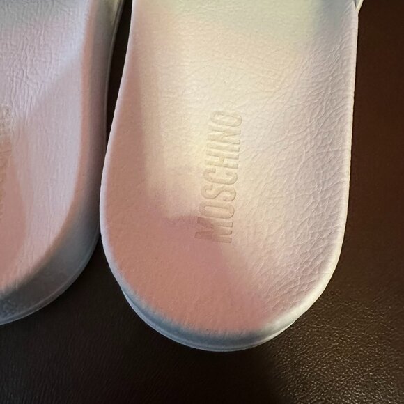 Moschino Multicolor Logo Slides - Picture 8 of 13